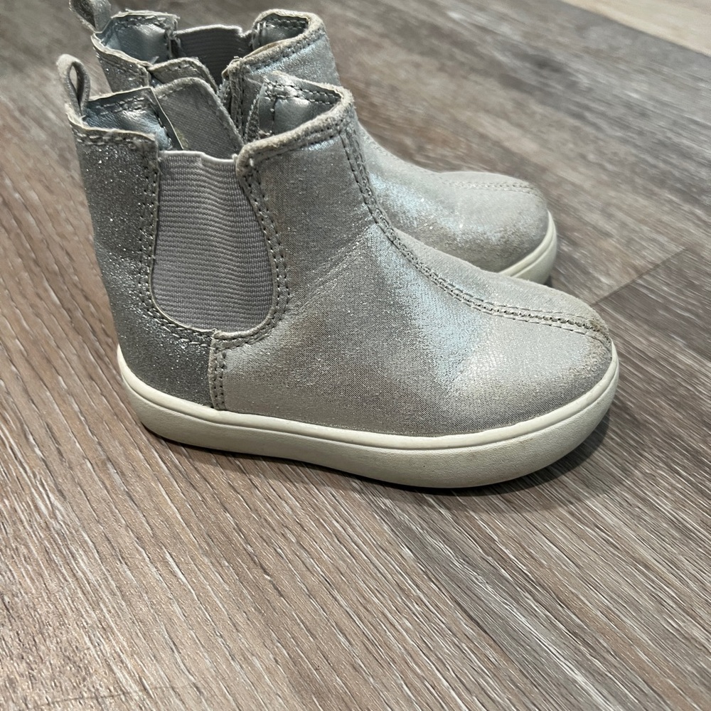 Toddler silver boots